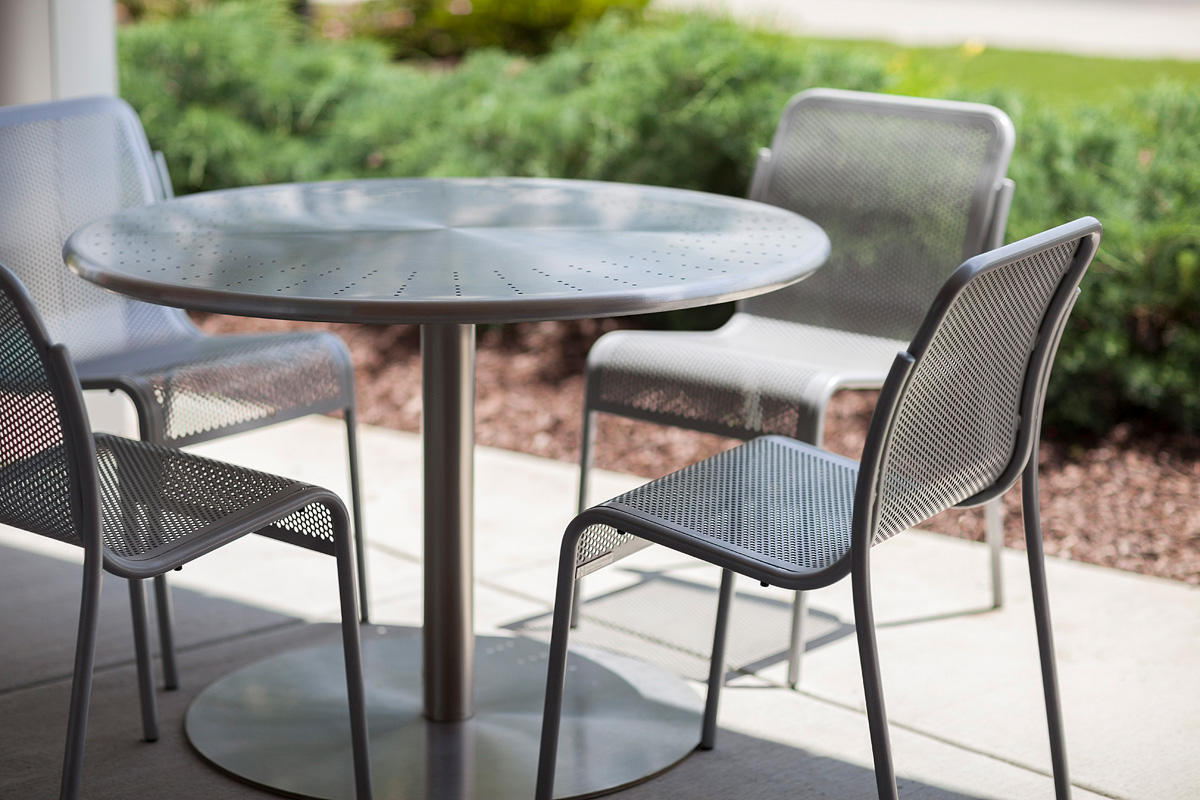 FSRT141 Столбец таблицы  Forms-surfaces 