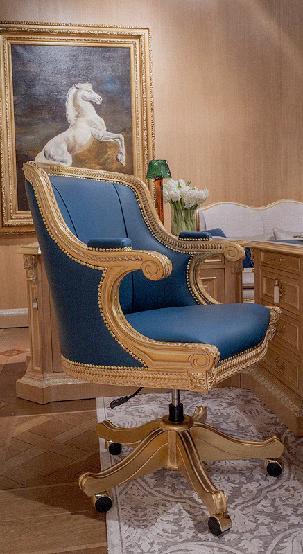 Рабочее кресло  MEDEA 163G Prestige