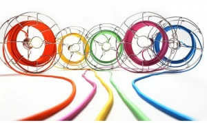 ZAVA Настольная лампа из железа с прямым светом Arianna