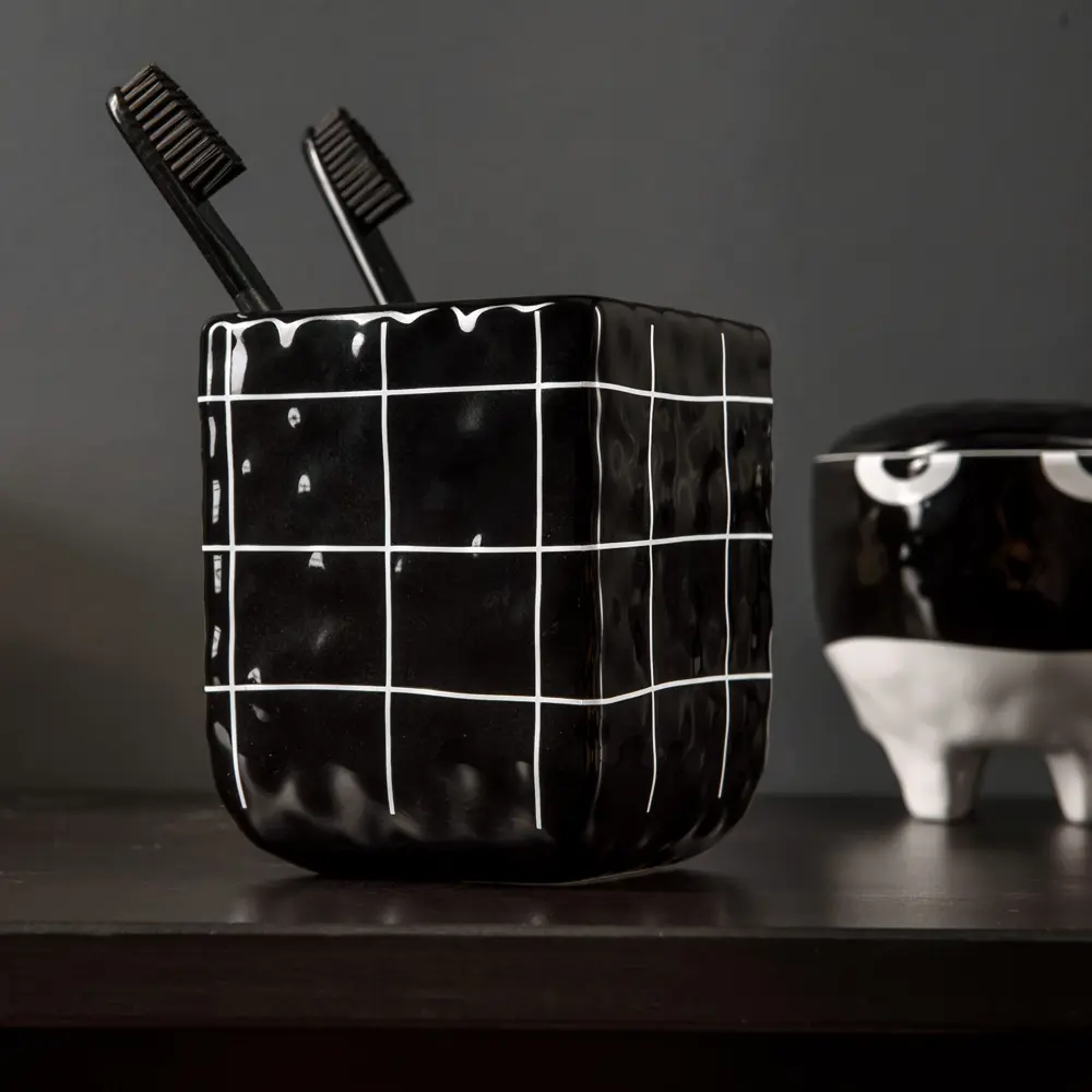 Стакан для зубных щёток Irony в клетку цвет чёрный MOROSHKA STLM-2151964 - Вид №2