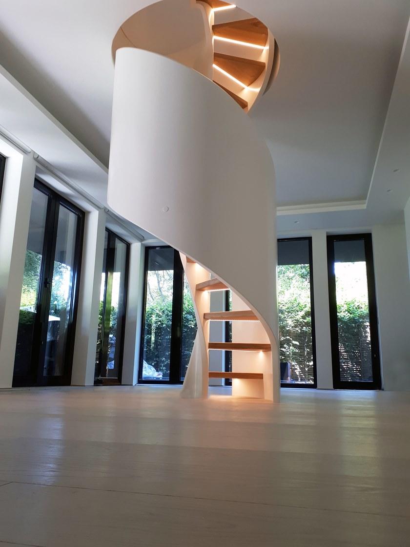 Siller Treppen Винтовая лестница из массива дерева со светодиодной подсветкой Tornado sun-id-1360895 - Вид №1