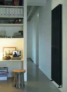 Tubes Radiatori Вертикальный настенный радиатор Basics Kv15d