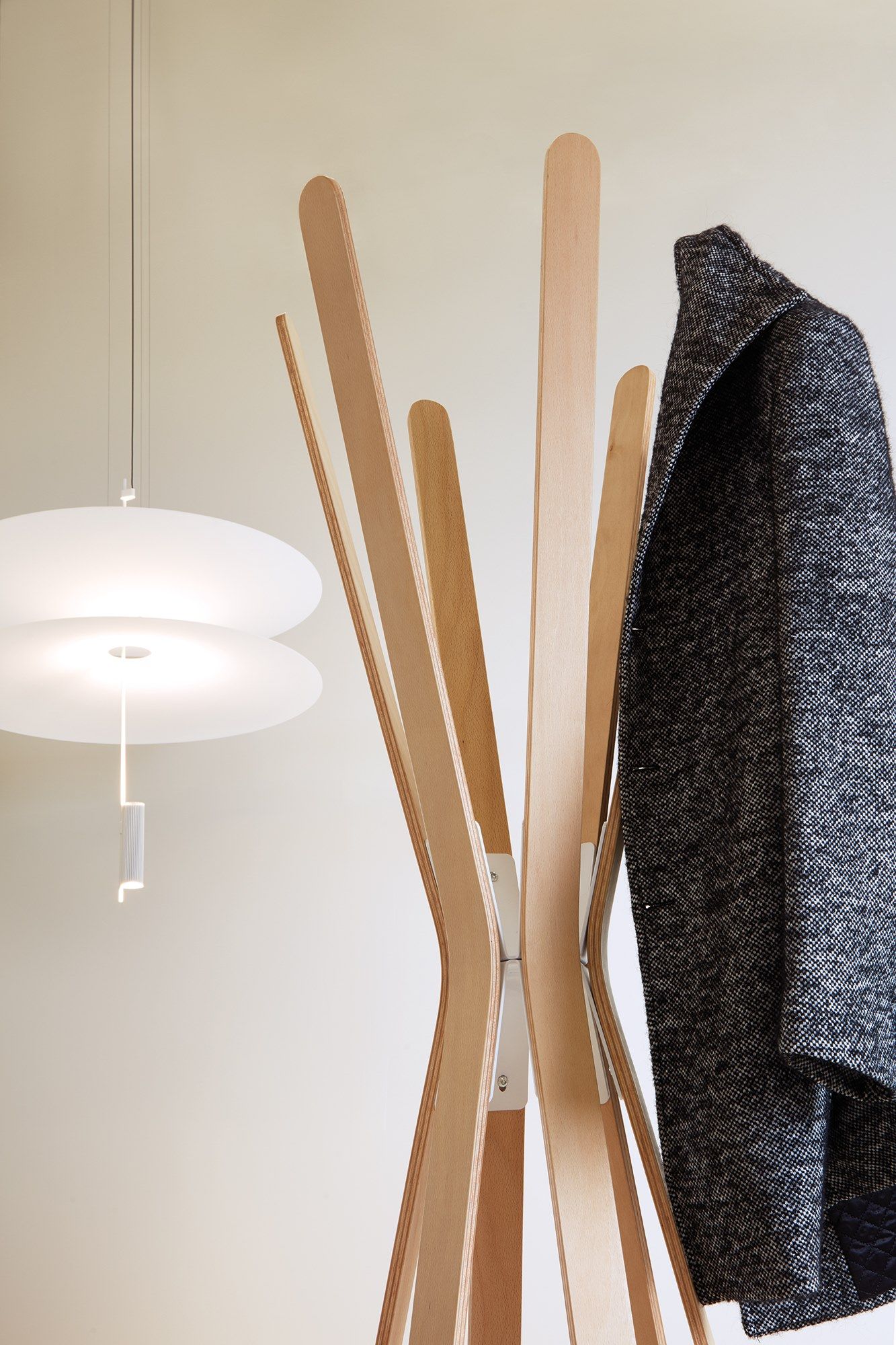 Деревянная напольная вешалка Made Design MILANO ARCH-00081285 - Вид №1