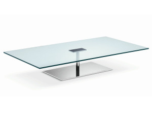 Прямоугольный низкий журнальный столик из закаленного стекла