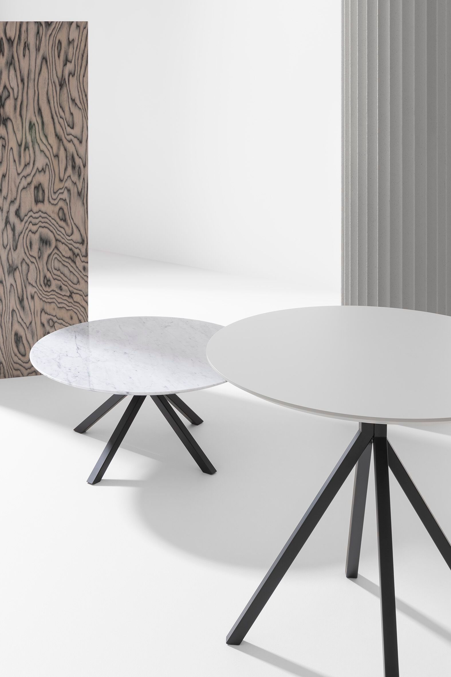 Круглый стол со стальной рамой Billiani Grapevine ARCH-00023761 - Вид №5