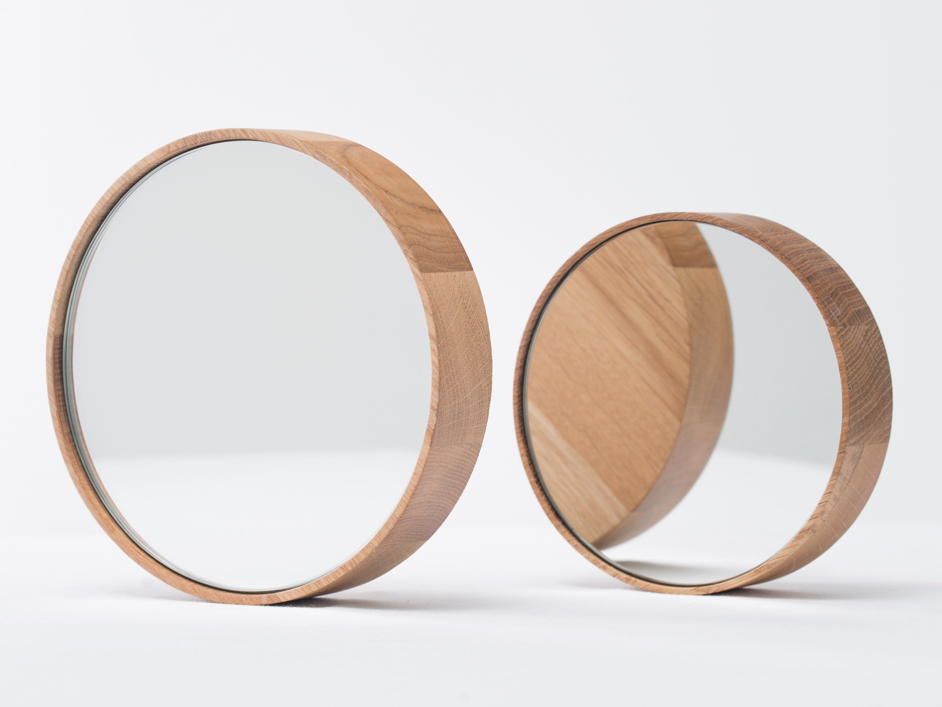 Круглое деревянное зеркало с рамкой In Stock ST FURNITURE ARCH-00002814