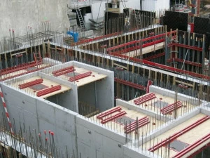 ULMA Construction Безудержная платформа