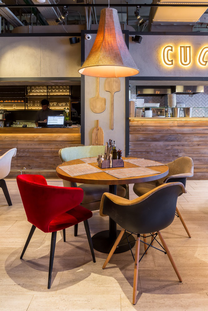 Кресло Askold Red красное РЕСТОРАЦИЯ ДИЗАЙНЕРСКИЕ, ASKOLD 096768 Красный  - Вид №2