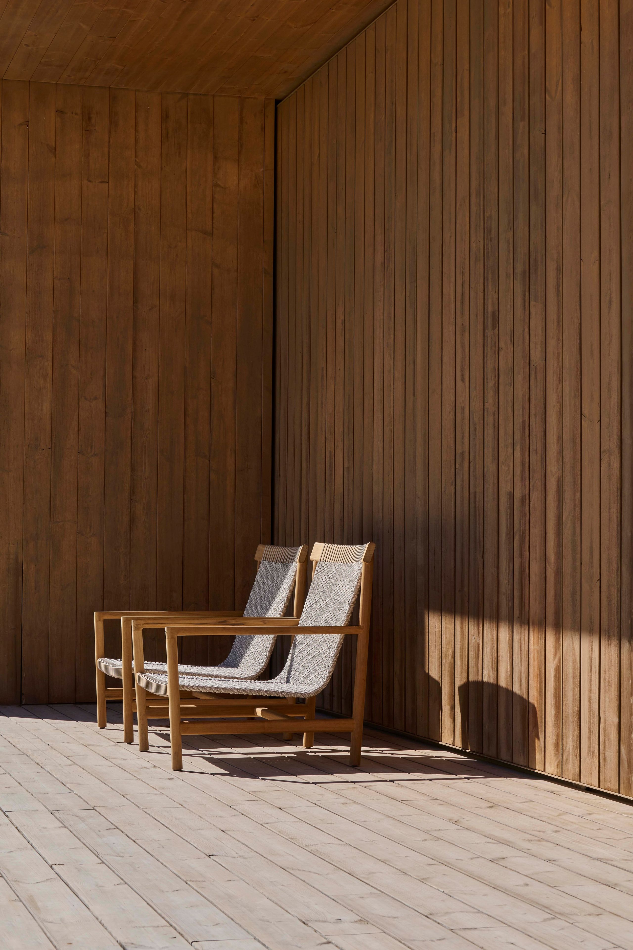 Садовое кресло из тикового дерева с подлокотниками TRIBÙ Amanu ARCH-00150978 - Вид №1