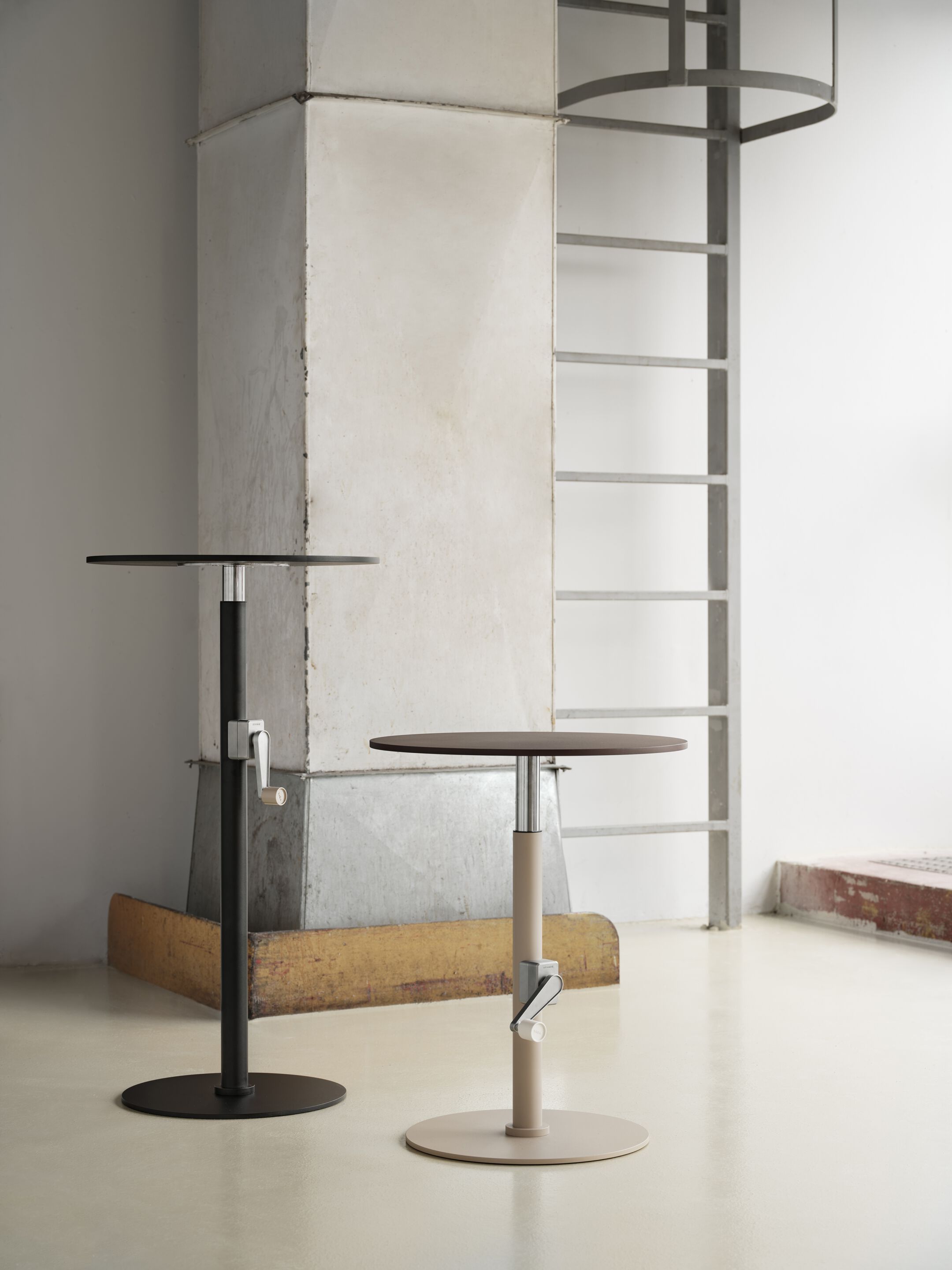 Круглый стол с регулируемой высотой Bla Station VEVA ARCH-00055700 - Вид №17