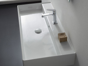 Керамическая прямоугольная подвесная раковина