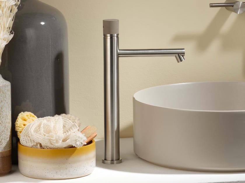 Однорычажный смеситель для раковины из нержавеющей стали Ritmonio Diametro35 Inox Concrete ARCH-00007142