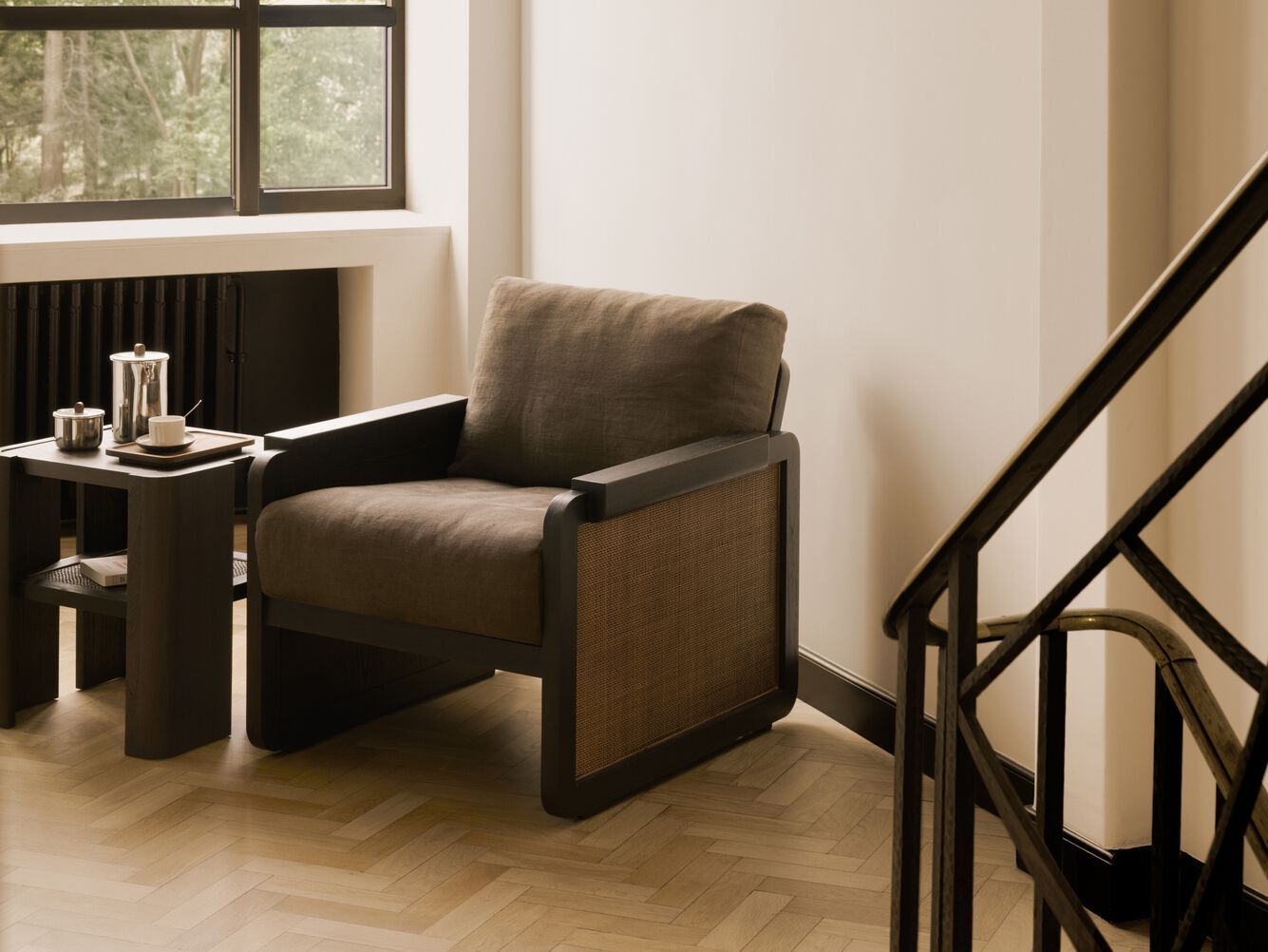 Квадратный стол из тикового дерева с отсеком для хранения Ethnicraft панель ARCH-00140717 - Вид №6