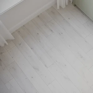 Ламинат KREAFORTA Паудер - белоснежная древесина для современного интерьера 89433613