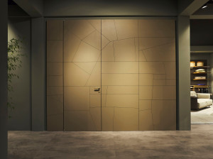 Обшивка из кожи