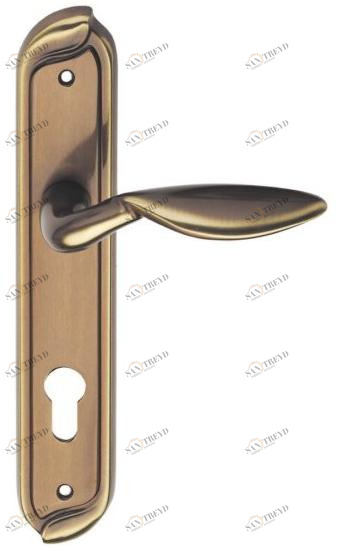 Pasini Ручка из латуни на пластине с накладкой Horus 3200 