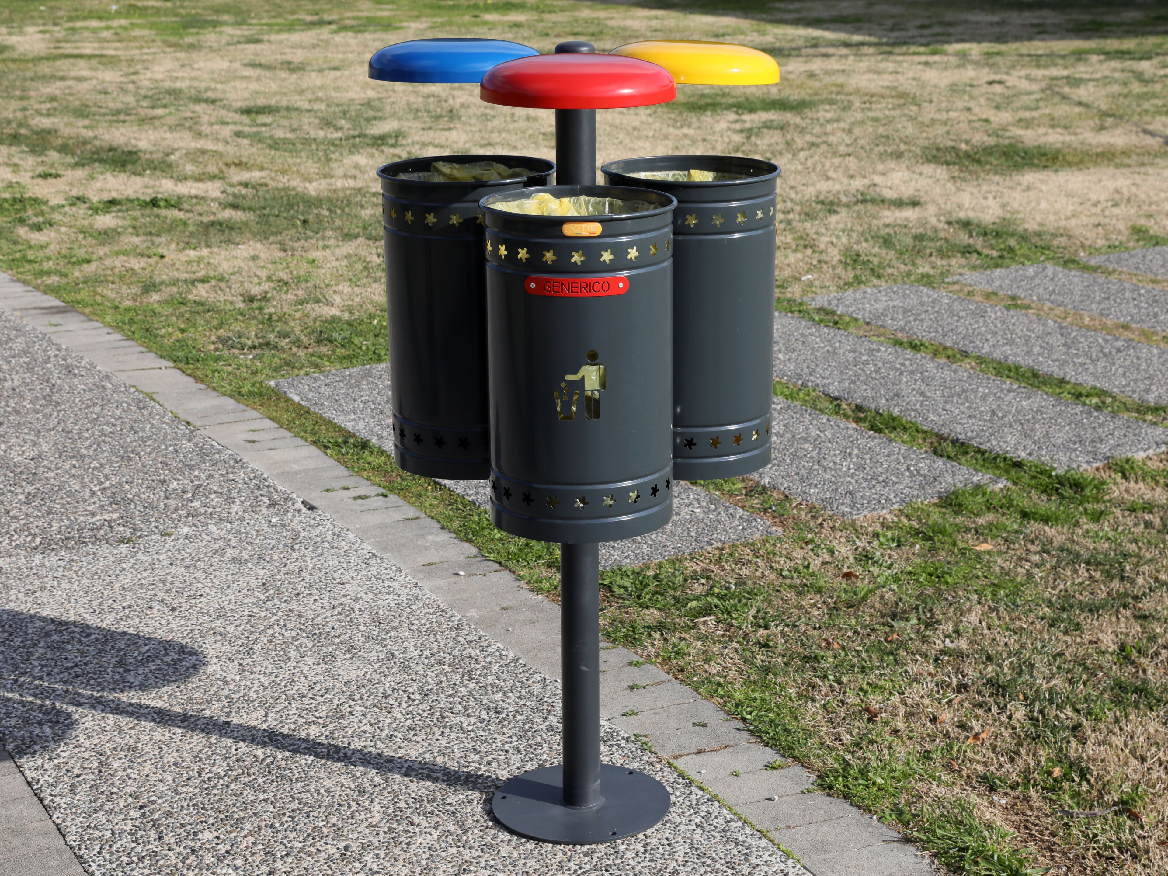 Наружная стальная стойка для мусора для утилизации отходов CITYSì CINO 3 ARCH-00107438