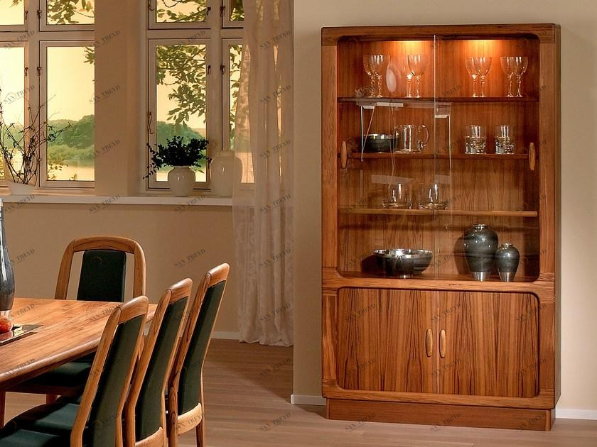 Dyrlund Комод деревянный с распашными дверцами  7896 