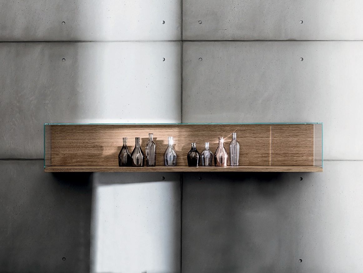 Настенная деревянная и стеклянная витрина Sovet Italia гнездо ARCH-00067184