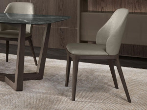 Кожаный стул