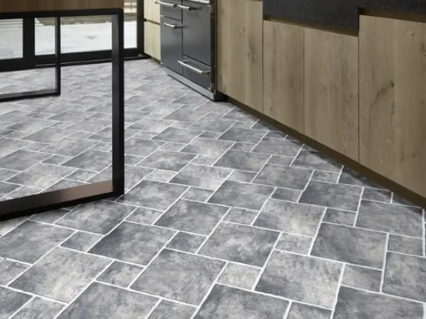 Нескользящий виниловый пол с эффектом камня BEAUFLOR Turbo ARCH-00022948