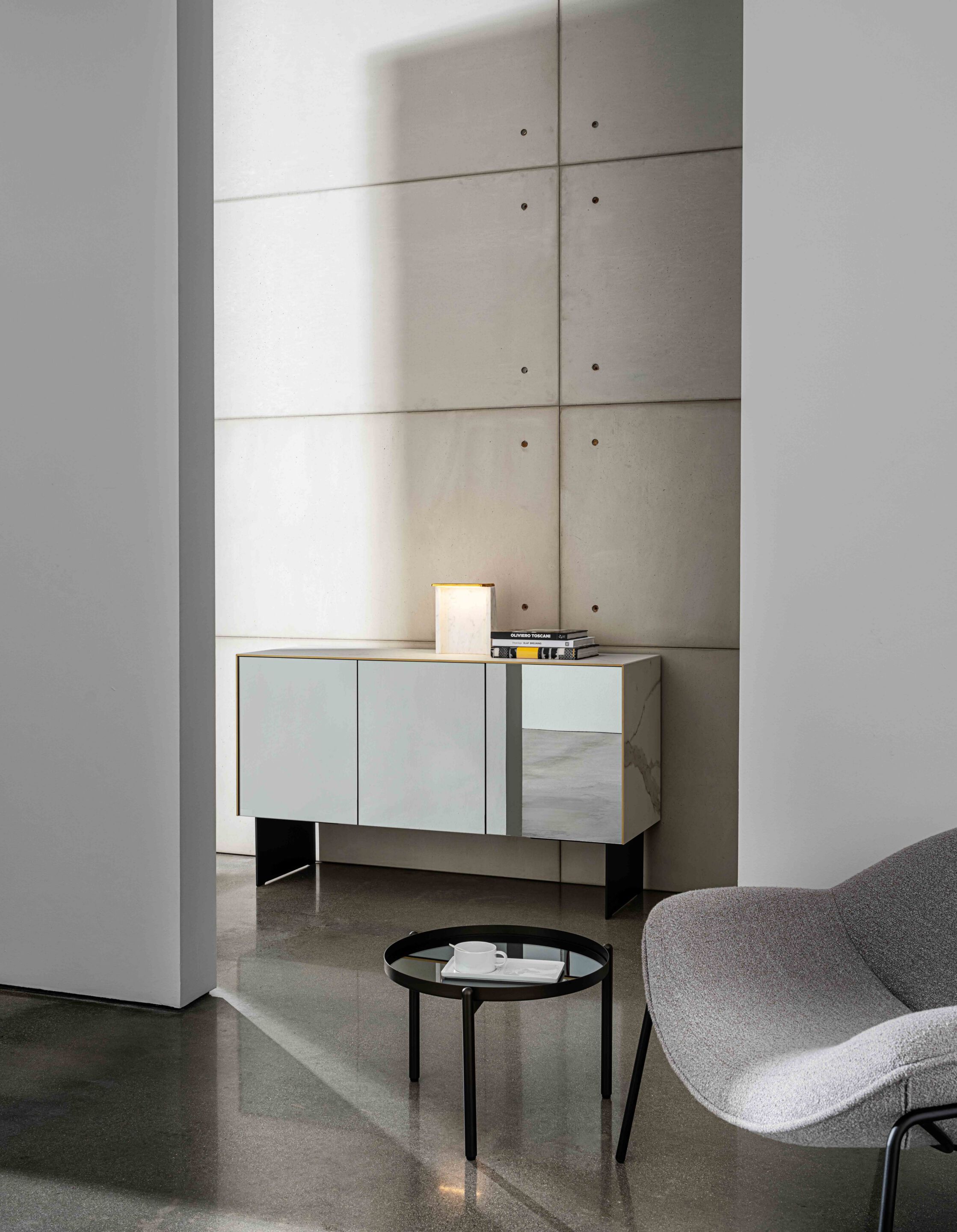 Керамический шкаф с распашными дверями Sovet Italia KALA ARCH-00107207