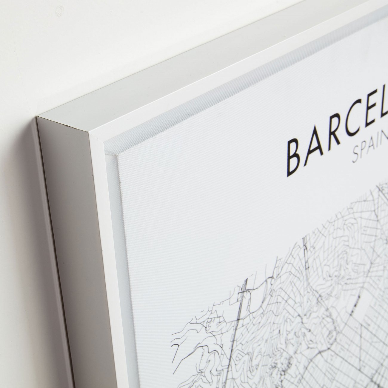 Картина на холсте 70х50 см белая Uptown Barcelona от La Forma LA FORMA UPTOWN 343093 Белый;черный  - Вид №1
