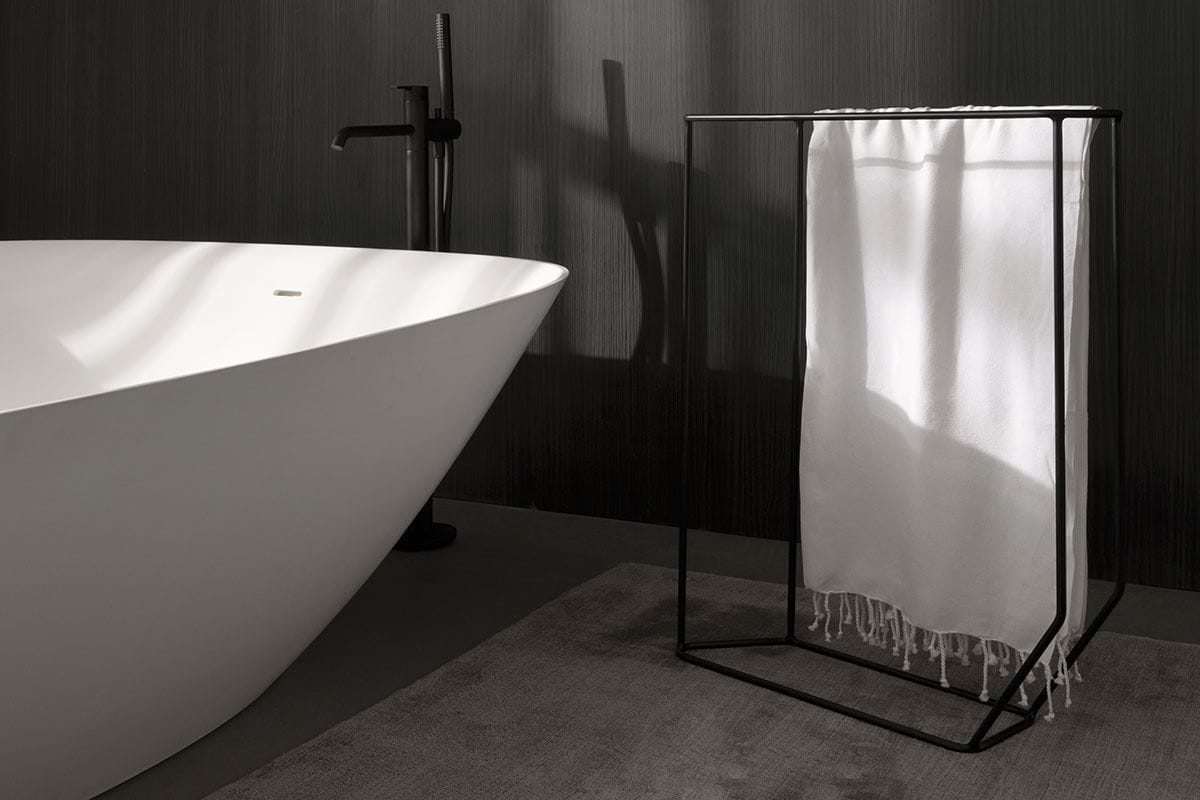 Овальная ванна в центре комнаты Inbani ARCH-00098503