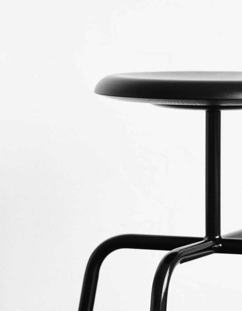 Atelier Haußmann Низкий табурет из стали и дерева sun-id-1512925 - Вид №1