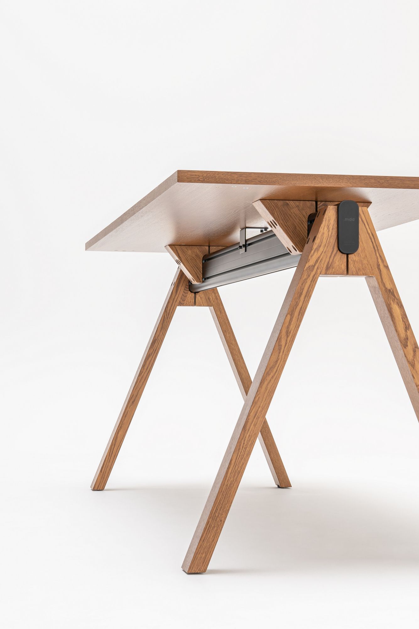 Высокий деревянный прямоугольный стол для совещаний MDD Viga ARCH-00038341 - Вид №10