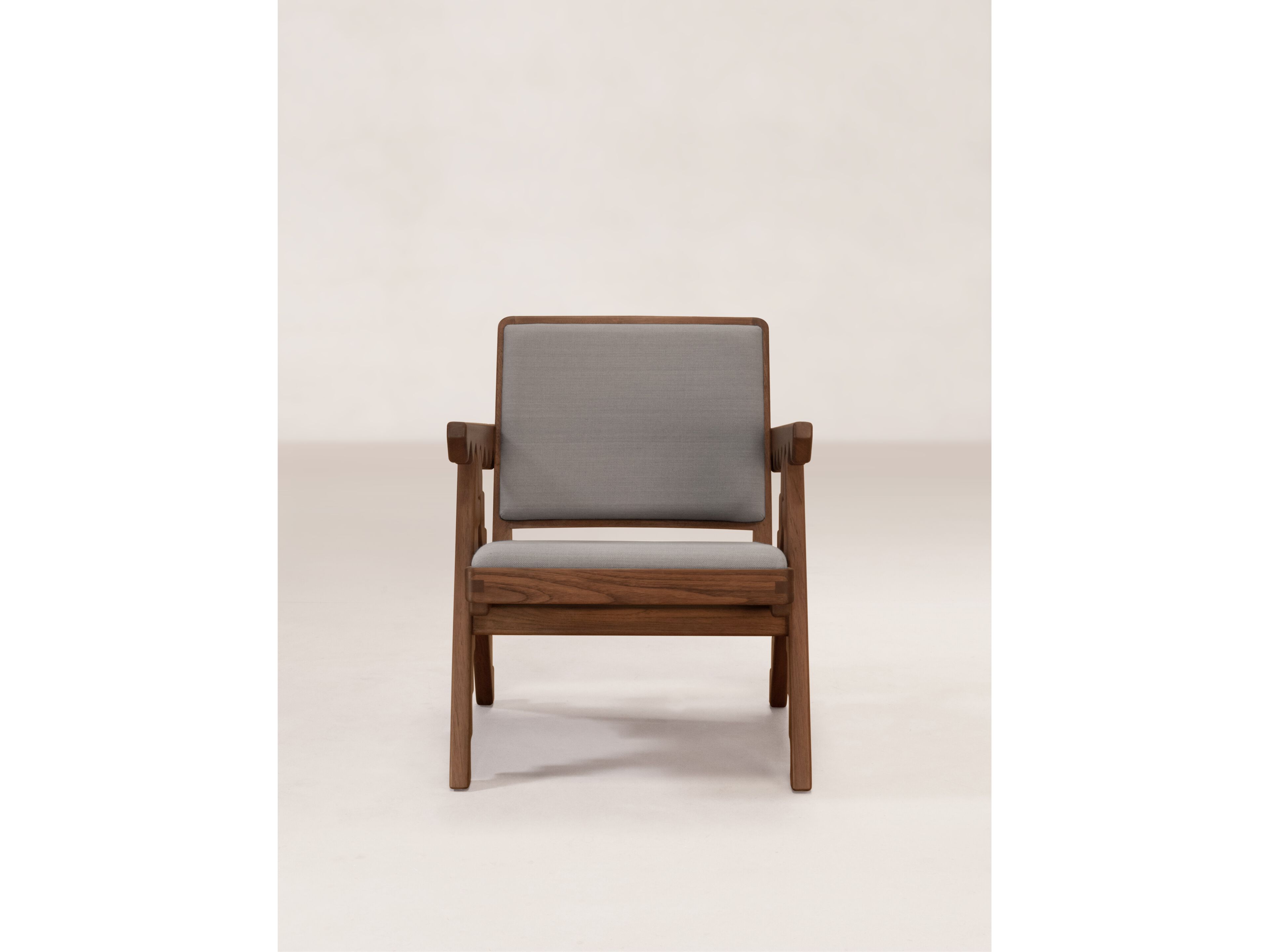 Кресло из тикового дерева с подлокотниками Phantom Hands PH + / Crocodile ARCH-00102471 - Вид №1