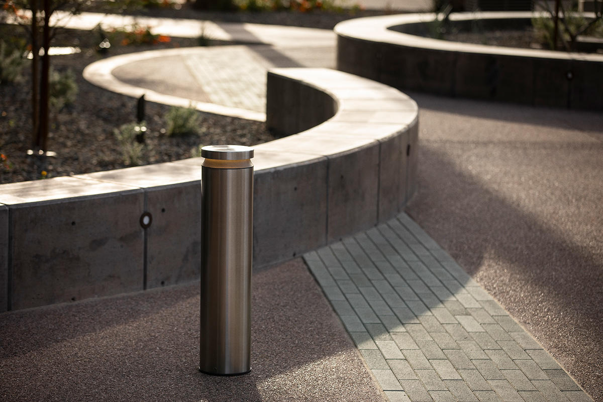 FSRT242 Столбик безопасности helio m30 / k4, серия 900  Forms-surfaces  - Вид №6