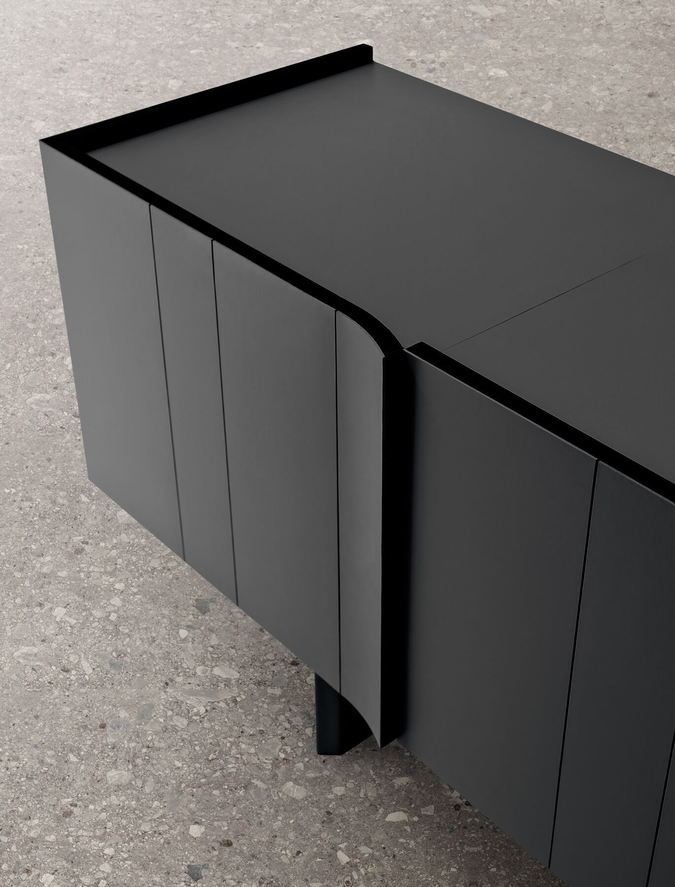 Шкаф с кожаной обивкой и распашными дверями i 4 Mariani Papier ARCH-00041691 - Вид №5