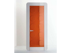 Деревянные распашные двери