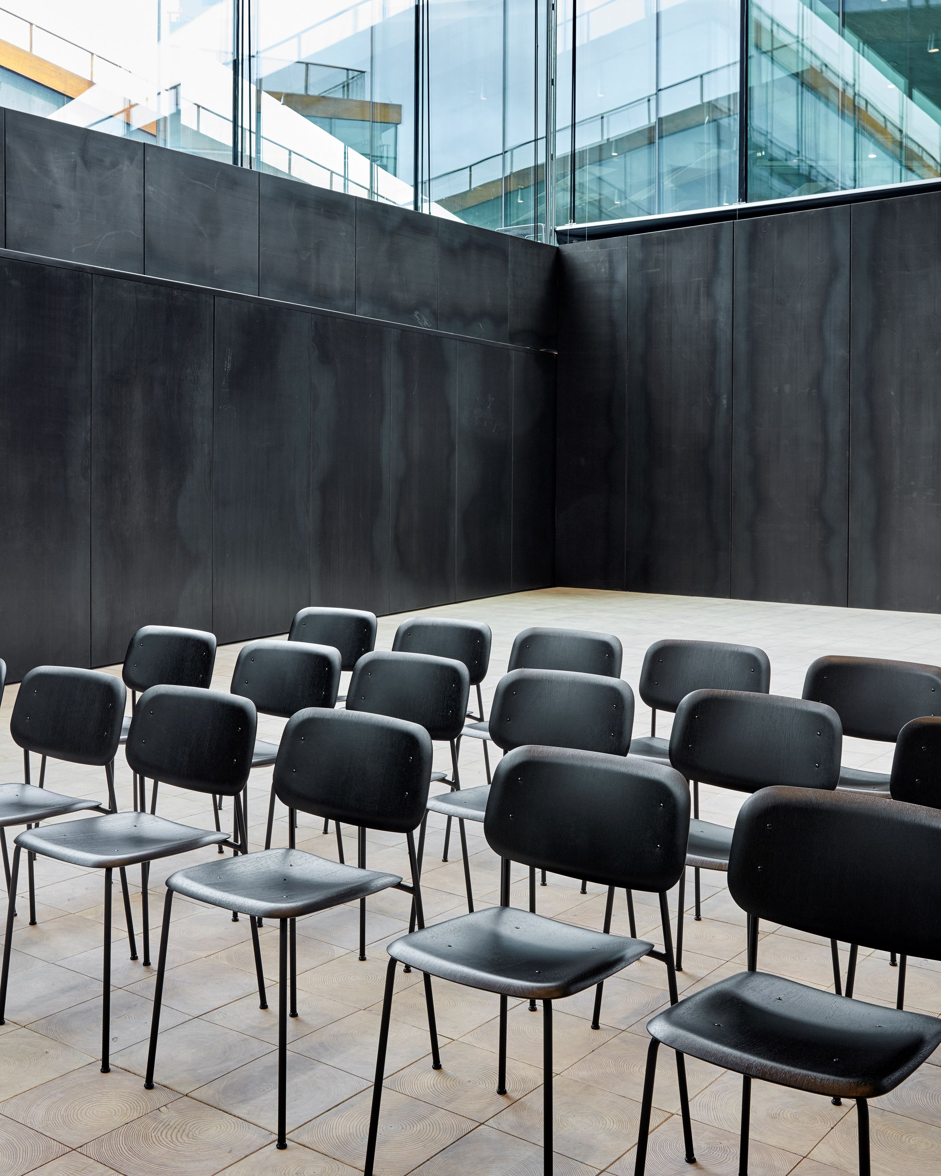 Штабелируемый стул из стали и дерева Hay Soft Edge ARCH-00113713 - Вид №36