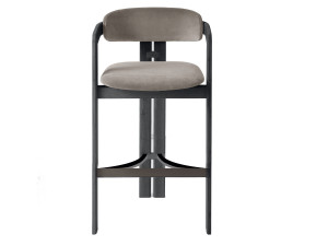 Высокий стул из массива дерева со спинкой