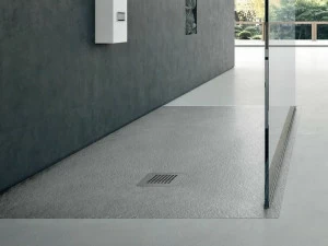 Gruppo Geromin Прямоугольный душевой поддон с противоскользящим покрытием, установленный заподлицо, из синтетического материала в современном стиле Forma