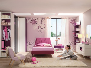 Спальня с угловым шкафом и стеклянными дверцами