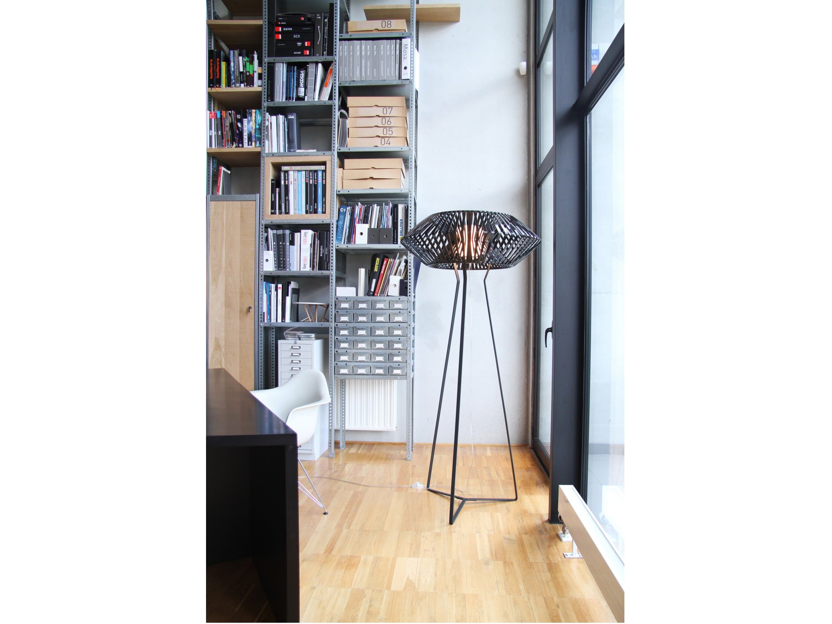 Полипропиленовая светодиодная напольная лампа A-Emotional Light V ARCH-00024839 - Вид №2