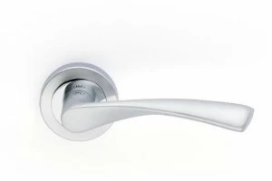 Pasini Ручка из латуни на розетке  3471