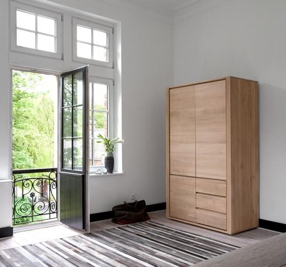 Ethnicraft Шкаф из массива дерева Oak shadow 51185 - Вид №2