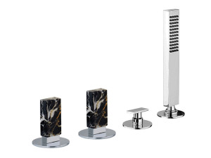 Смеситель для ванны с 4 отверстиями и переключателем