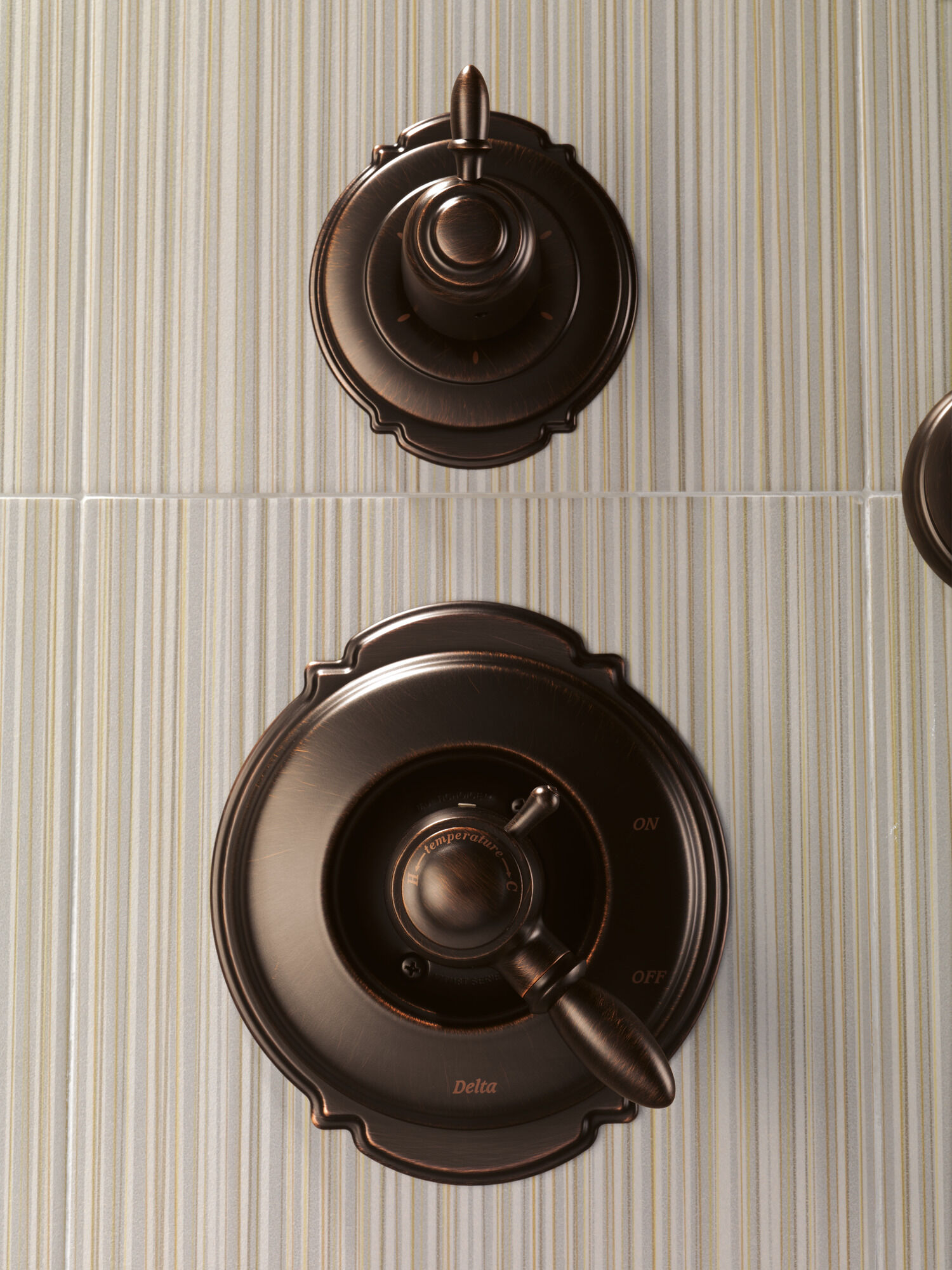 T11955-RB 3-портовая переключающая накладка с 6 позициями Delta Faucet Victorian Венецианская бронза - Вид №14