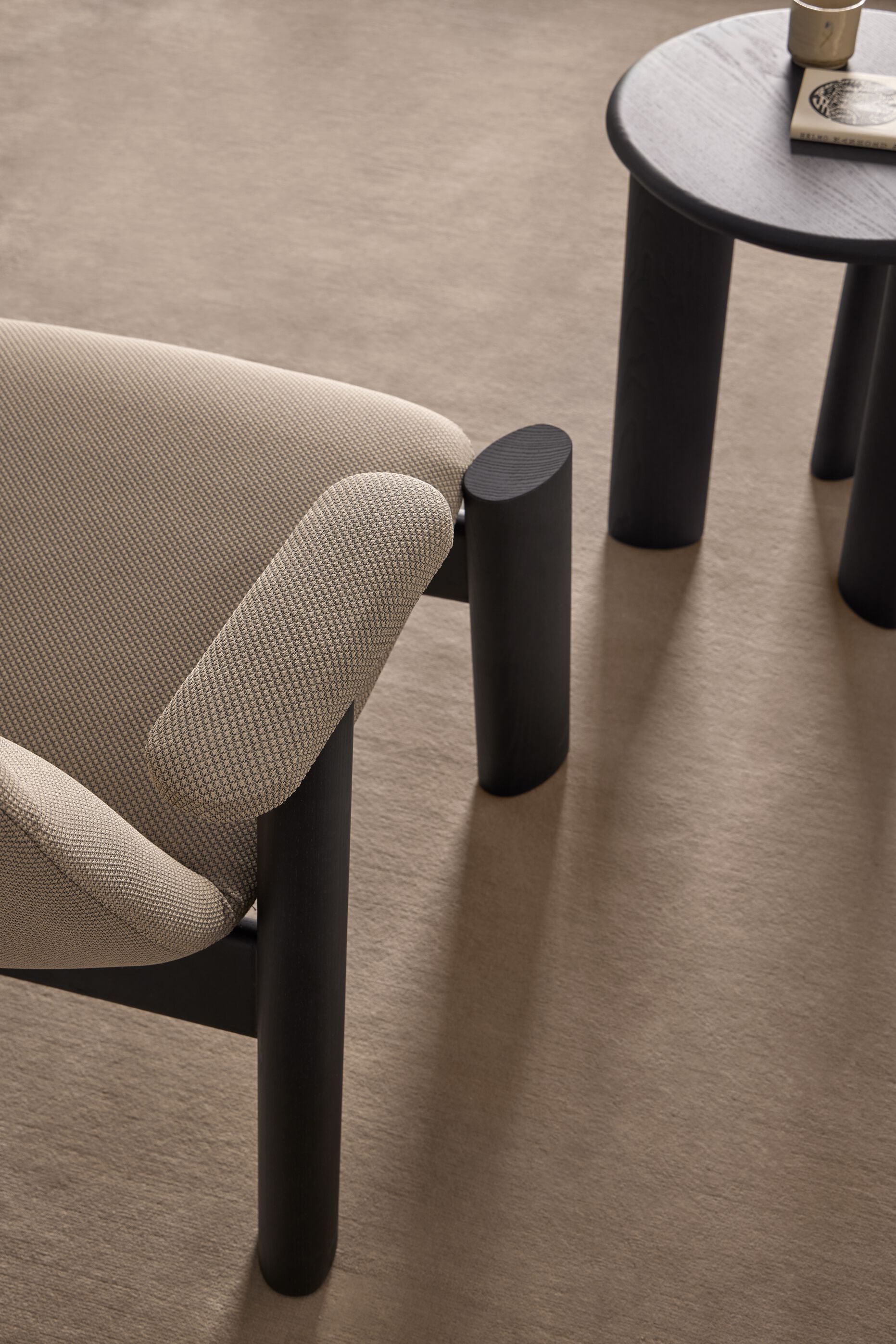 Тканевое кресло с подлокотниками и высокой спинкой Blasco&Vila Koko ARCH-00052337 - Вид №6