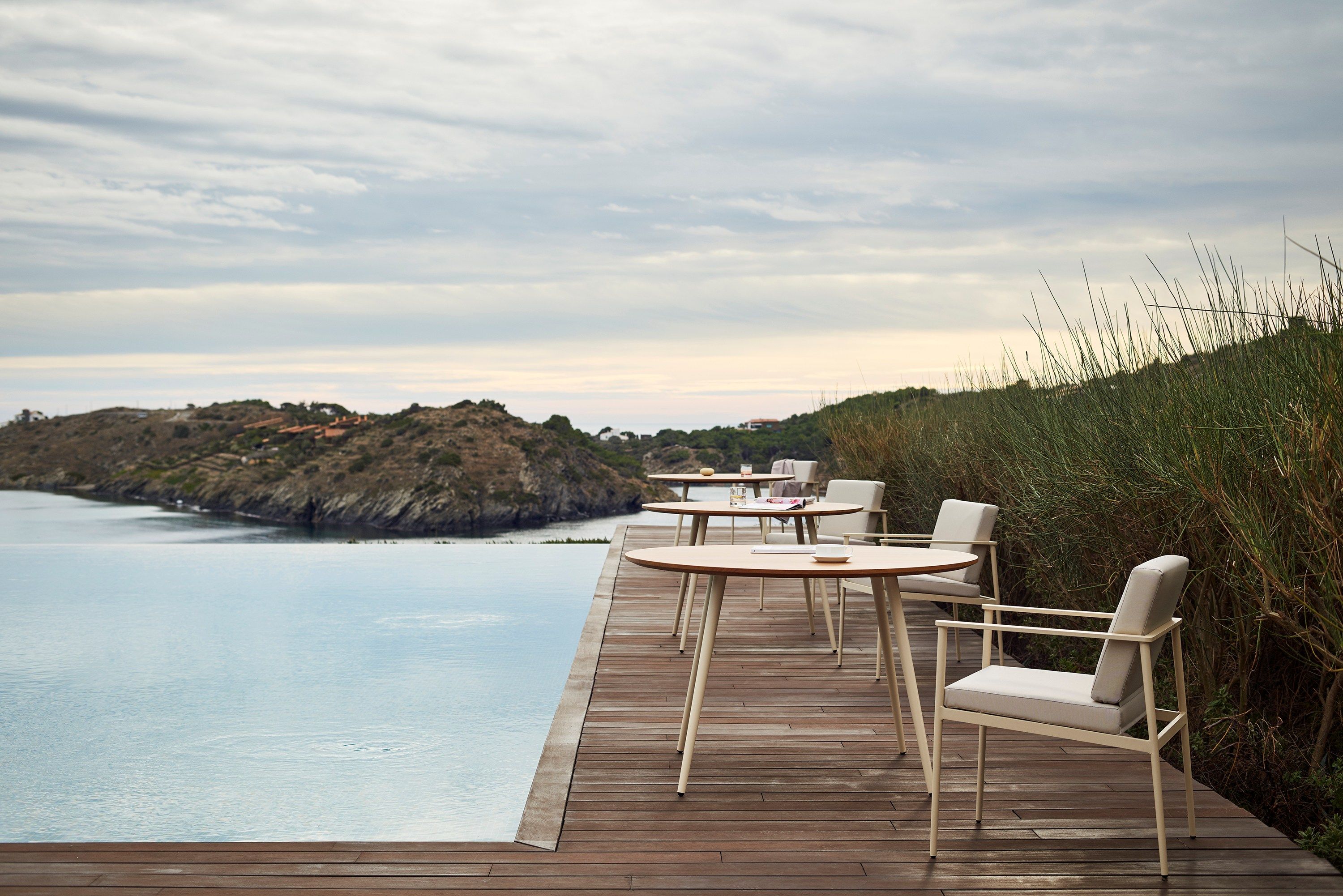 Круглый садовый стол Bivaq Vint ARCH-00100585 - Вид №2