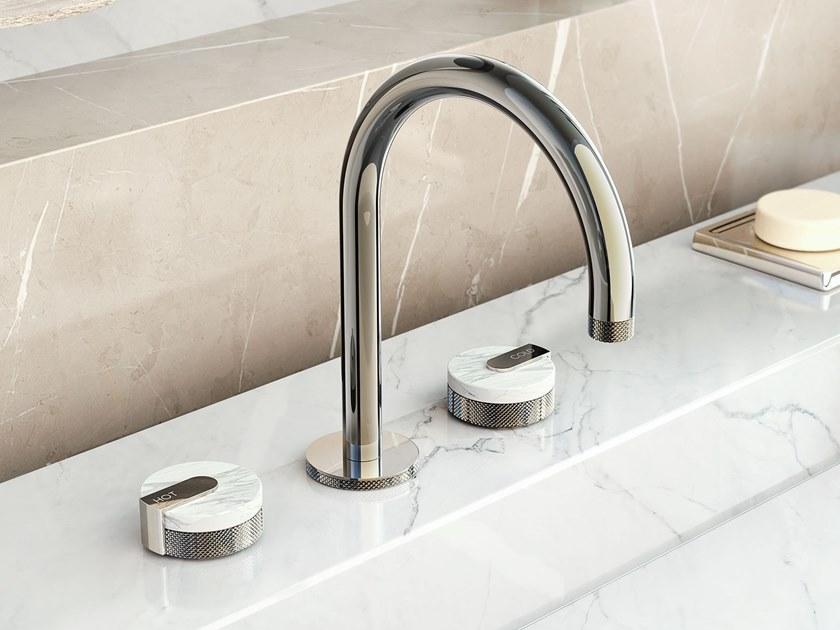 GRAFF Смеситель для раковины на 3 отверстия с отдельными розетками Mod+ 5577400 - Вид №2