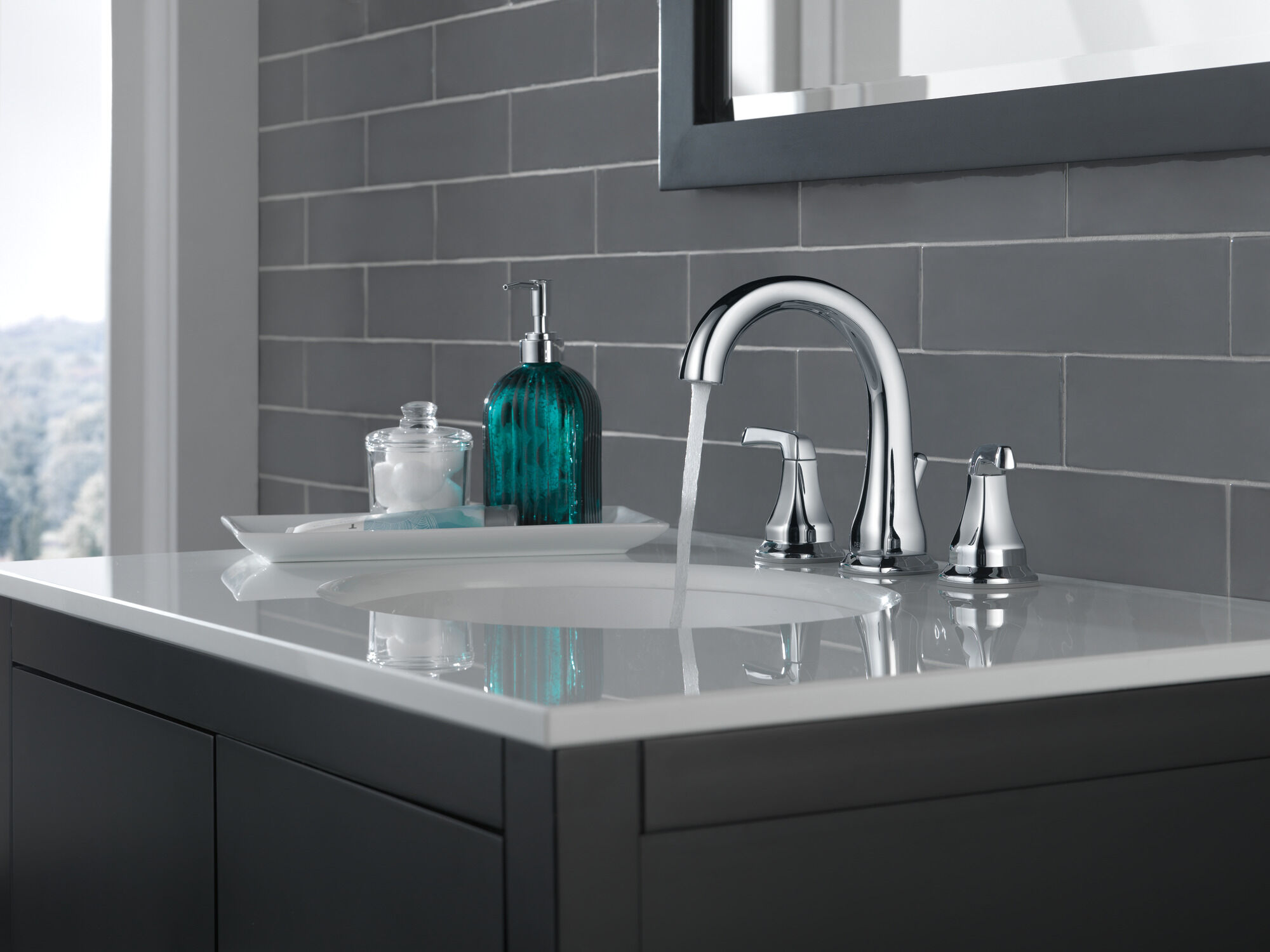 35770LF Смеситель для ванной комнаты с двумя ручками Delta Faucet Portwood Хром  - Вид №2