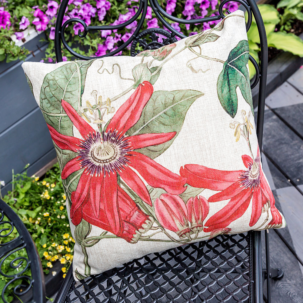 2718953 Интерьерная подушка «Цветочный перфоманс», версия 6 Object Desire  - Вид №1