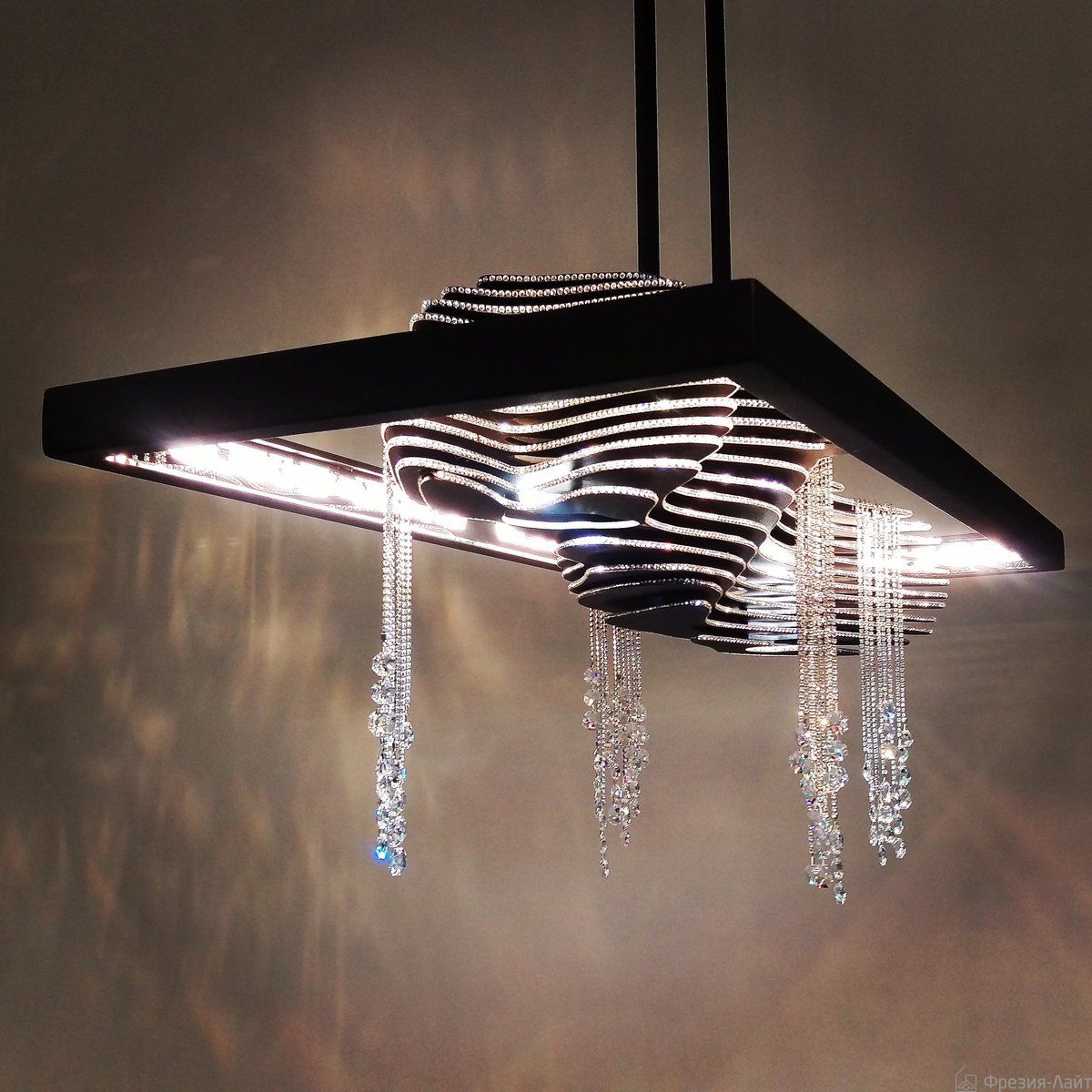 Swarovski STA700E-BK1S люстра подвесная современная хрустальная 112579