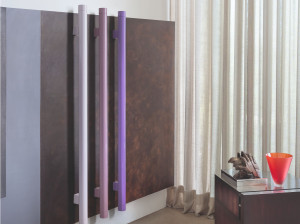 Вертикальный настенный полотенцесушитель